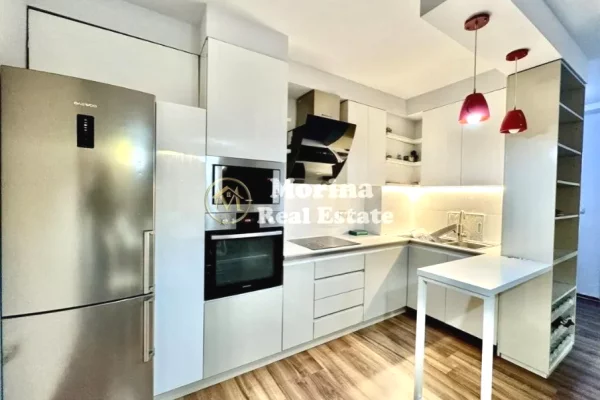 Shtepi me qera Apartament ne Tirane, 1+1, Mobilimi E mobiluar, Pagesa 700  Euro.