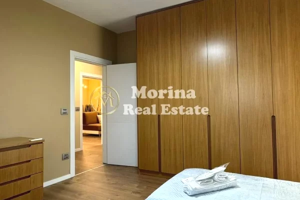 Shtepi me qera Apartament ne Tirane, 2+1, Mobilimi E mobiluar, Pagesa 900  Euro.