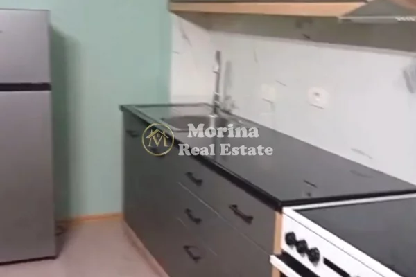 Shtepi me qera Shtepi Private ne Tirane, 2+1, Mobilimi E mobiluar, Pagesa 350  Euro.