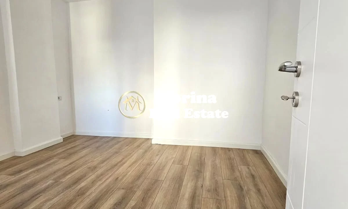 Appartamento in vendita a Tirana 1+1, Vuoto