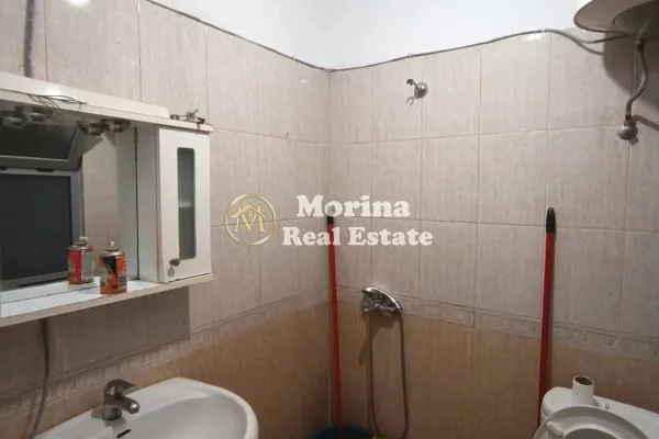 Shtepi me qera Shtepi Private ne Tirane, 1+1, Mobilimi E mobiluar, Pagesa 350  Euro.