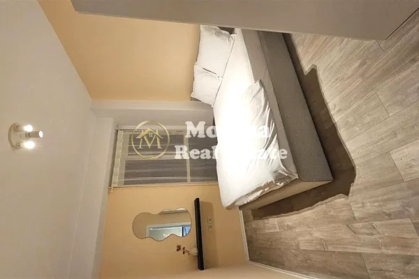 Shtepi me qera Apartament ne Tirane, 1+1, Mobilimi E mobiluar, Pagesa 800  Euro.