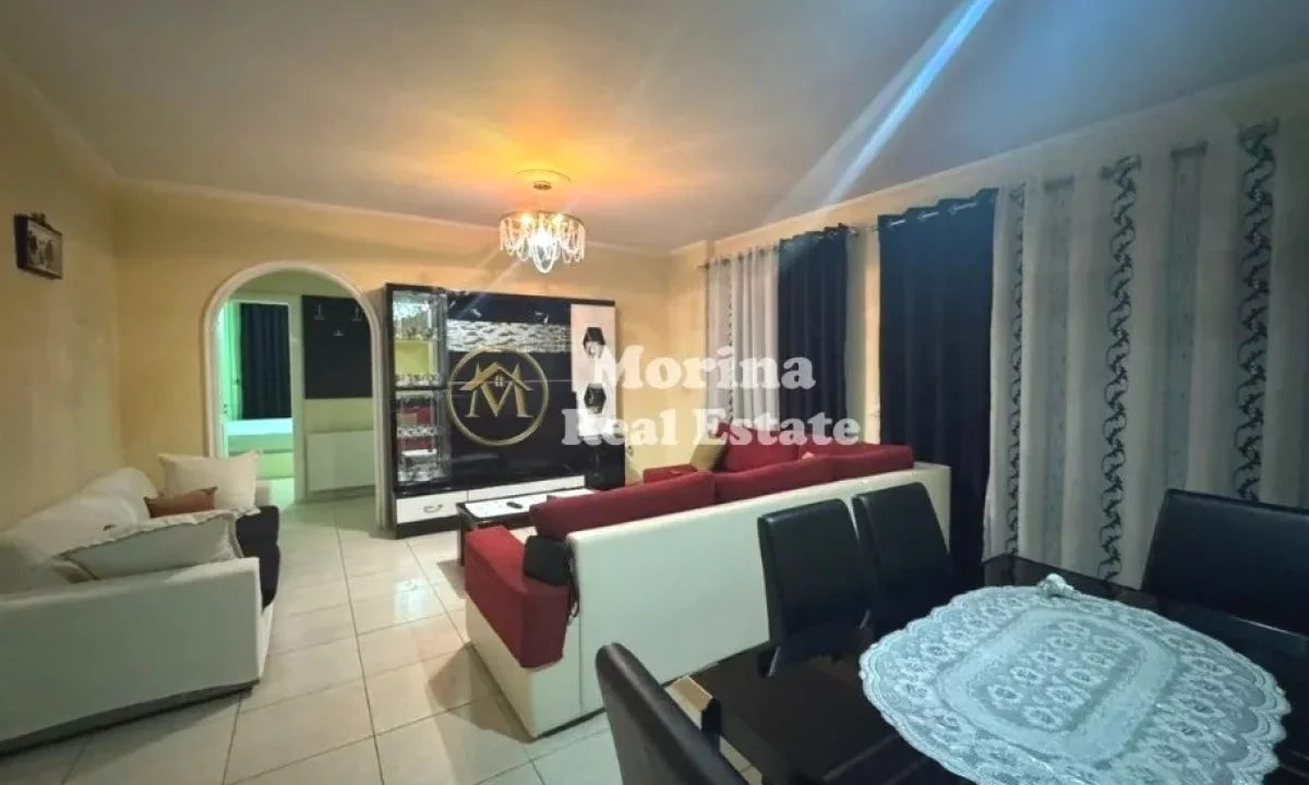 Shtepi me qera Apartament ne Tirane, 2+1, Mobilimi E mobiluar, Pagesa 550  Euro.