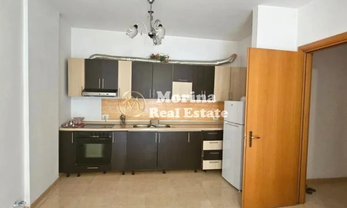 Shtepi me qera Apartament ne Tirane, 2+1, Mobilimi E mobiluar, Pagesa 500  Euro.