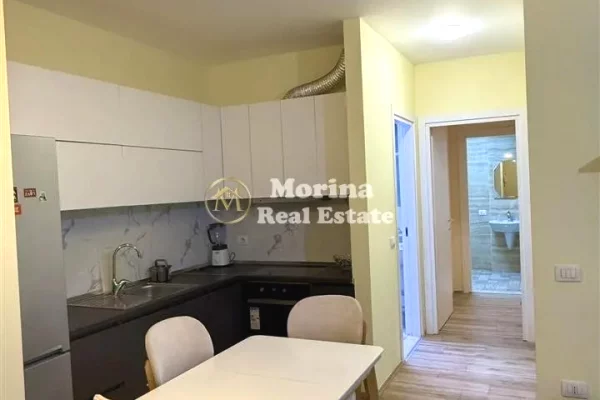 Shtepi me qera Apartament ne Tirane, 2+1, Mobilimi E mobiluar, Pagesa 750  Euro.