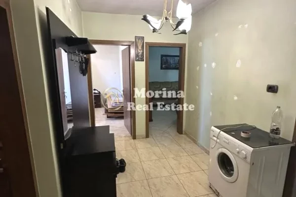 Shtepi ne shitje Apartament ne Tirane, 3+1, Mobilimi Pjeserisht e mobiluar, Pagesa 165,000  Euro.