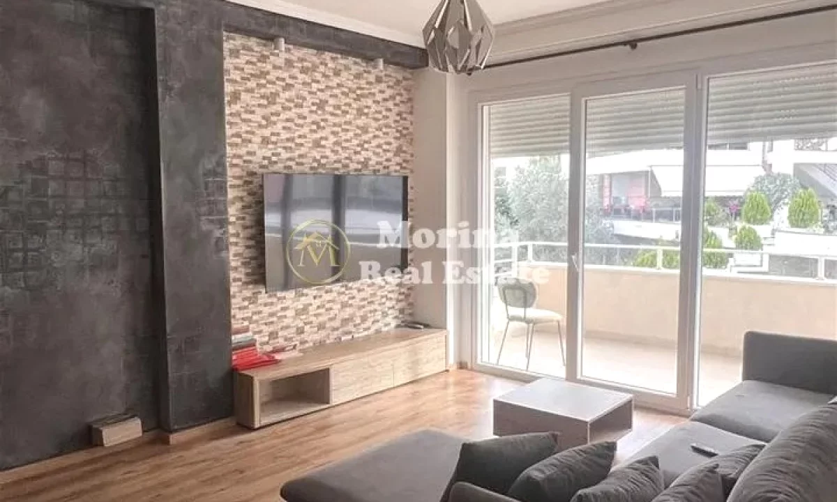 Shtepi me qera Apartament ne Tirane, 2+1, Mobilimi E mobiluar, Pagesa 900  Euro.
