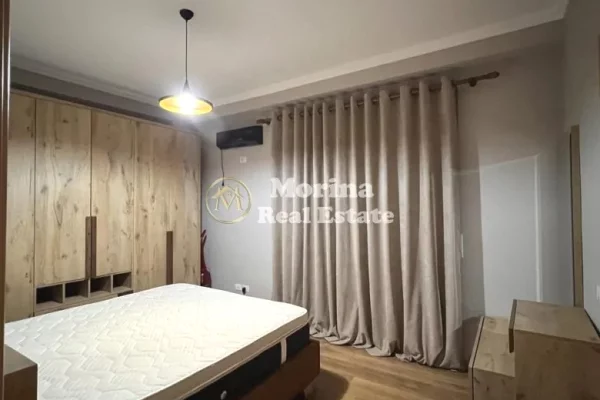 Shtepi me qera Apartament ne Tirane, 2+1, Mobilimi E mobiluar, Pagesa 900  Euro.