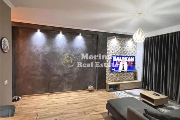 Shtepi me qera Apartament ne Tirane, 2+1, Mobilimi E mobiluar, Pagesa 900  Euro.