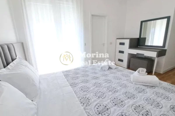 Shtepi me qera Apartament ne Tirane, 2+1, Mobilimi E mobiluar, Pagesa 1,250  Euro.