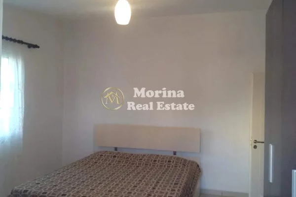 Shtepi me qera Shtepi Private ne Tirane, 1+1, Mobilimi E mobiluar, Pagesa 400  Euro.