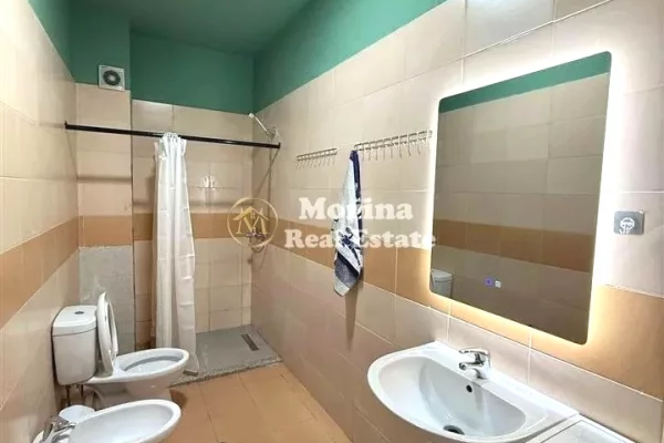 Shtepi me qera Apartament ne Tirane, 2+1, Mobilimi E mobiluar, Pagesa 500  Euro.