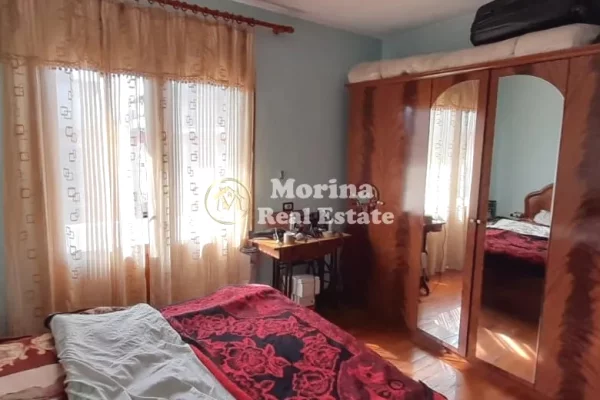 Shtepi me qera 2+1 ne Tirane - 450 Euro