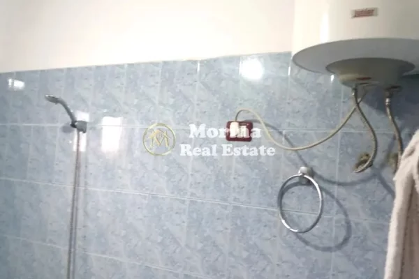 Shtepi me qera Shtepi Private ne Tirane, 2+1, Mobilimi E mobiluar, Pagesa 450  Euro.