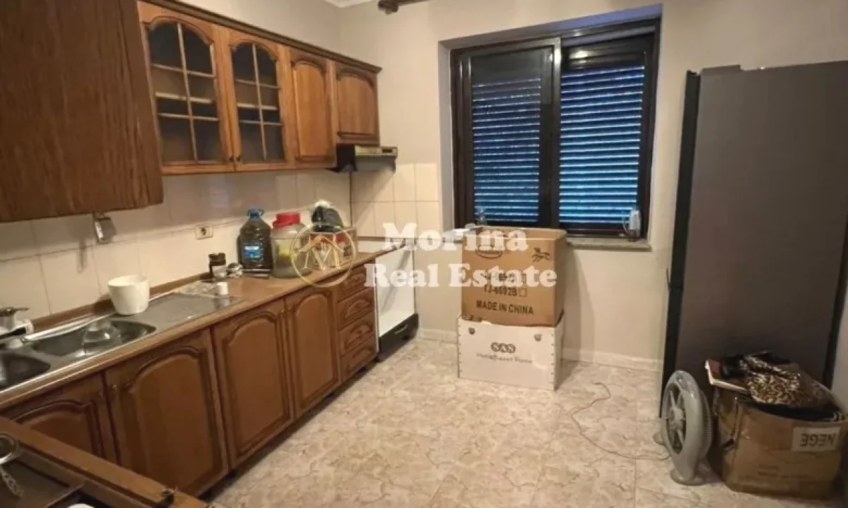 Shtepi me qera Apartament ne Tirane, 2+1, Mobilimi E mobiluar, Pagesa 500  Euro.