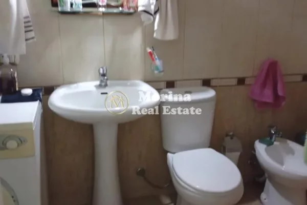 Shtepi me qera Apartament ne Tirane, 1+1, Mobilimi E mobiluar, Pagesa 400  Euro.