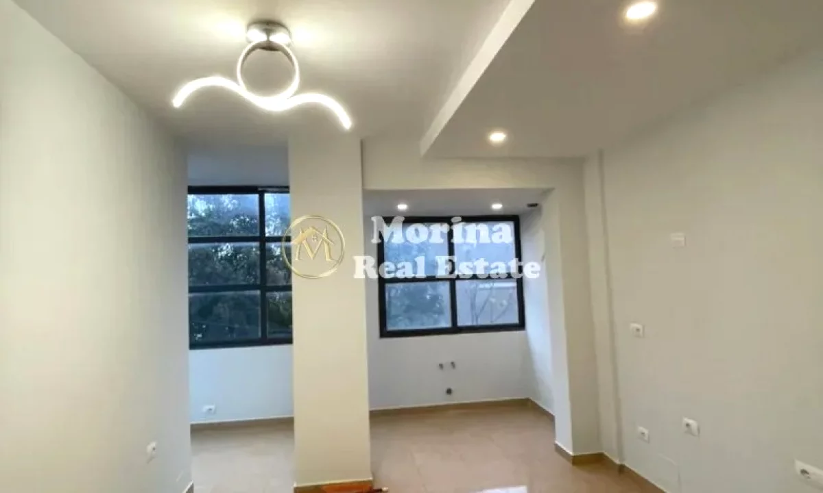 Appartamento in vendita a Tirana 1+1, Vuoto