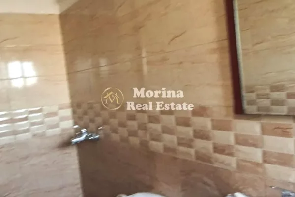 Shtepi me qera Shtepi Private ne Tirane, 1+1, Mobilimi E mobiluar, Pagesa 320  Euro.