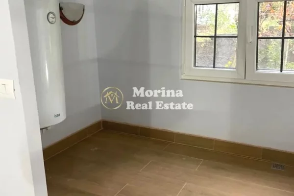 Duplex (casa a 2 piani) in vendita a Tirana 1+1, Vuoto