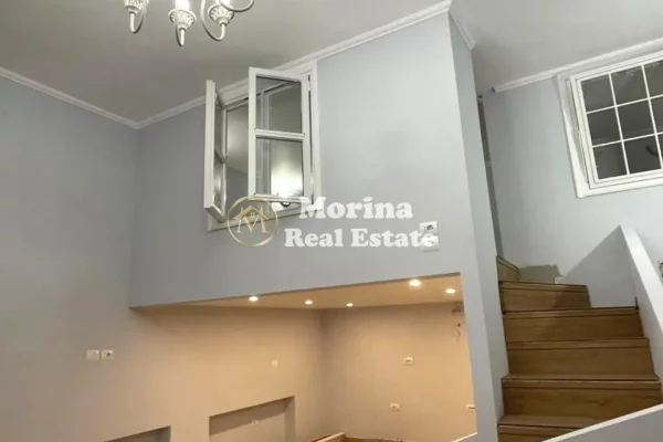 Duplex (casa a 2 piani) in vendita a Tirana 1+1, Vuoto