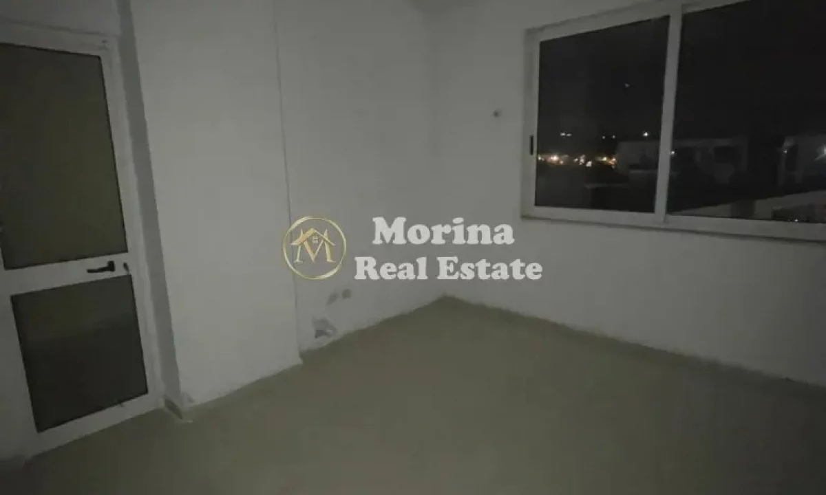 Shtepi ne shitje Apartament ne Tirane, 2+1, Mobilimi Bosh, pa mobiluar, Pagesa 162,000  Euro.