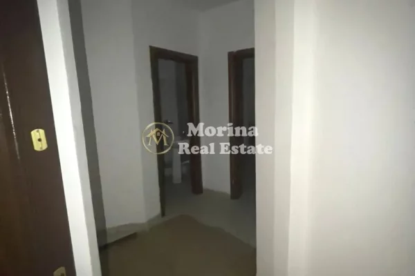 Shtepi ne shitje Apartament ne Tirane, 2+1, Mobilimi Bosh, pa mobiluar, Pagesa 162,000  Euro.