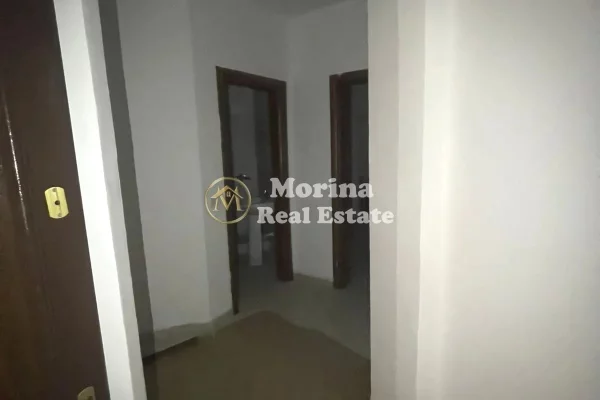Shtepi ne shitje Apartament ne Tirane, 2+1, Mobilimi Bosh, pa mobiluar, Pagesa 162,000  Euro.