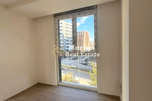 Shtepi me qera Apartament ne Tirane, 2+1, Mobilimi Bosh, pa mobiluar, Pagesa 500  Euro.