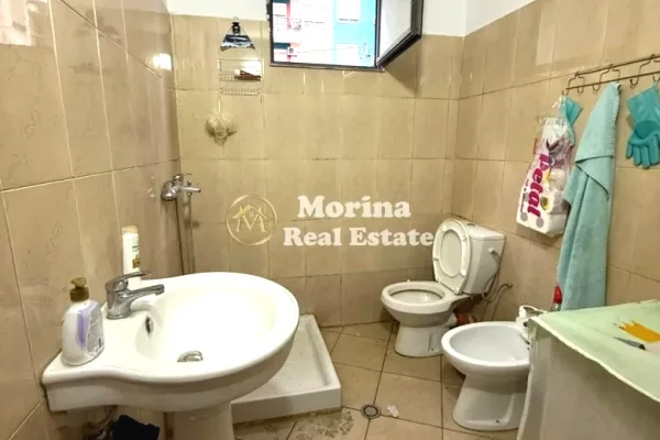 Shtepi me qera Shtepi Private ne Tirane, 1+1, Mobilimi E mobiluar, Pagesa 350  Euro.