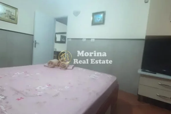 Shtepi me qera Apartament ne Tirane, 1+1, Mobilimi E mobiluar, Pagesa 450  Euro.
