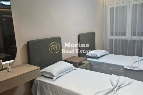 Shtepi me qera Apartament ne Tirane, 2+1, Mobilimi E mobiluar, Pagesa 700  Euro.