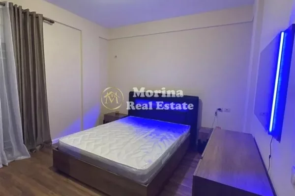 Shtepi me qera Shtepi Private ne Tirane, 2+1, Mobilimi E mobiluar, Pagesa 600  Euro.