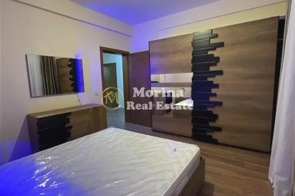 Shtepi me qera Shtepi Private ne Tirane, 2+1, Mobilimi E mobiluar, Pagesa 600  Euro.