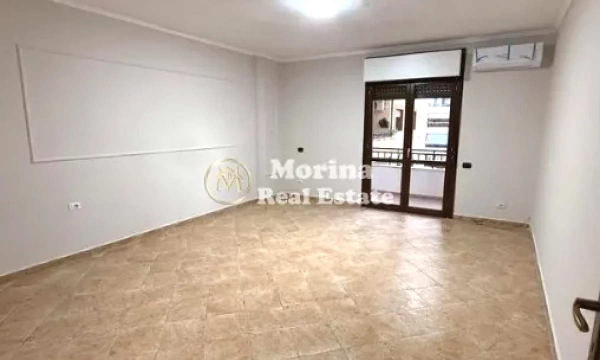 Shtepi me qera Apartament ne Tirane, 4+1, Mobilimi Bosh, pa mobiluar, Pagesa 1,000  Euro.