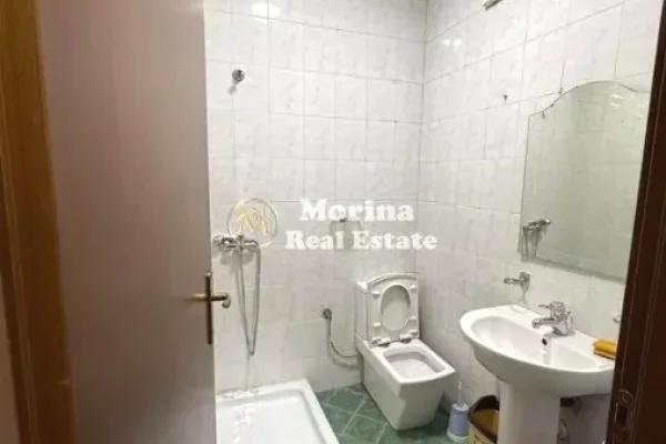 Shtepi me qera Apartament ne Tirane, 4+1, Mobilimi Bosh, pa mobiluar, Pagesa 1,000  Euro.