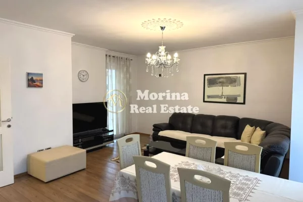 Shtepi me qera Apartament ne Tirane, 3+1, Mobilimi E mobiluar, Pagesa 900  Euro.