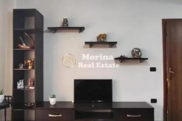 Shtepi me qera Shtepi Private ne Tirane, 2+1, Mobilimi E mobiluar, Pagesa 450  Euro.