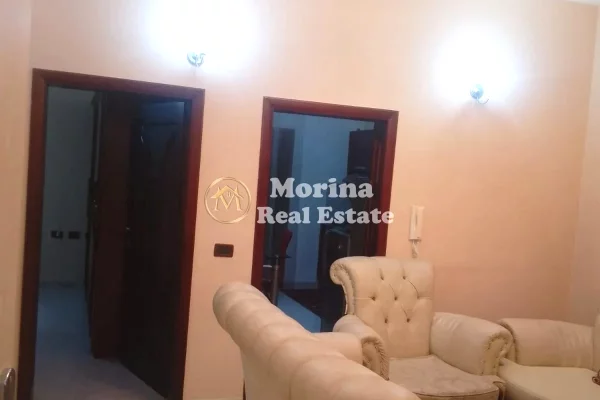 Shtepi me qera Shtepi Private ne Tirane, 2+1, Mobilimi E mobiluar, Pagesa 450  Euro.