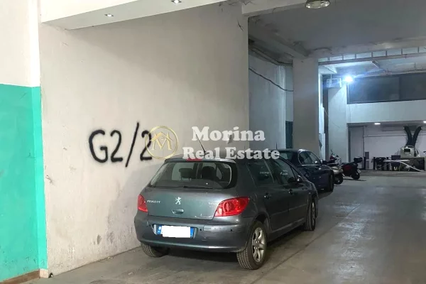 Business Property in Sale 4+1 in Tirana - 17,000 Euro