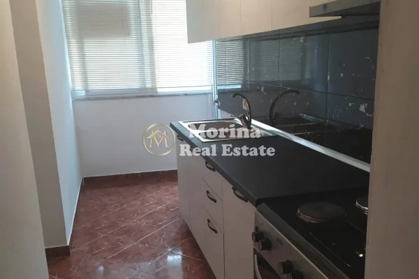 Shtepi me qera Apartament ne Tirane, 2+1, Mobilimi E mobiluar, Pagesa 550  Euro.