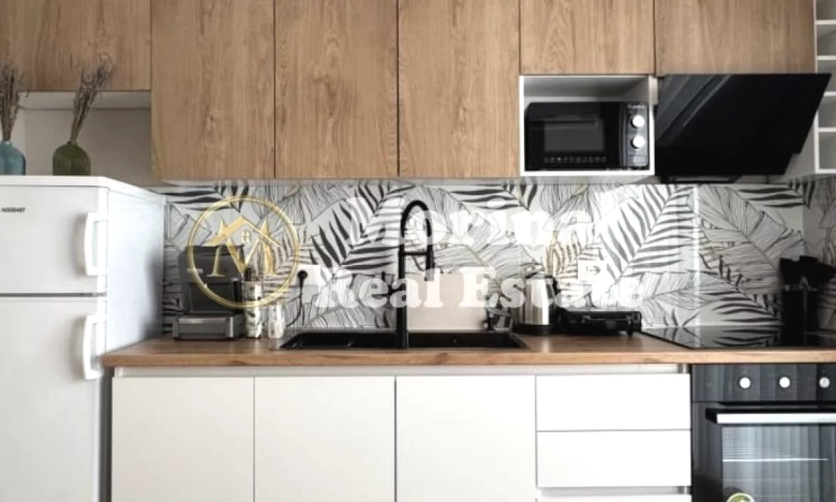 Shtepi me qera Apartament ne Tirane, 2+1, Mobilimi E mobiluar, Pagesa 1,200  Euro.