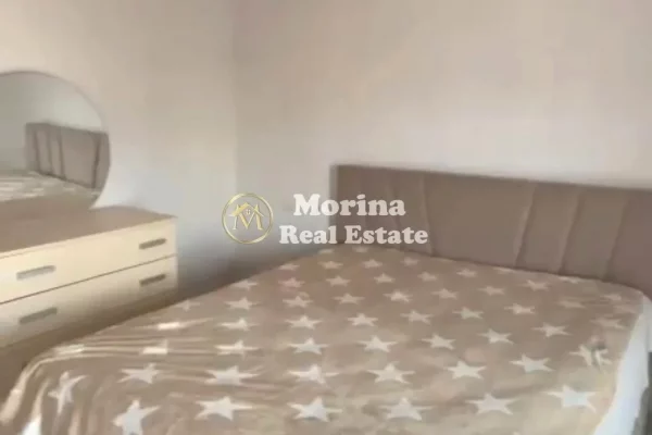 Casa privata/Indipendente in affitto a Tirana 2+1, Arredato
