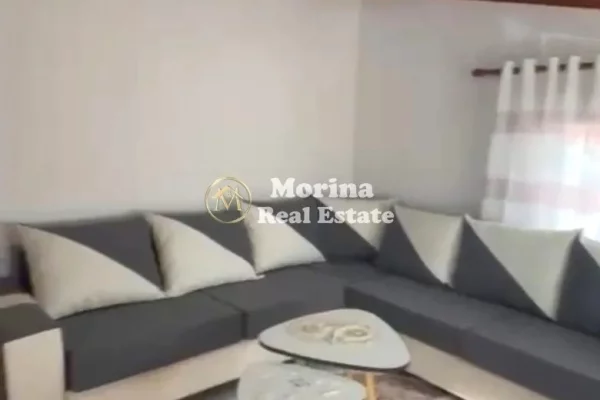 Casa privata/Indipendente in affitto a Tirana 2+1, Arredato