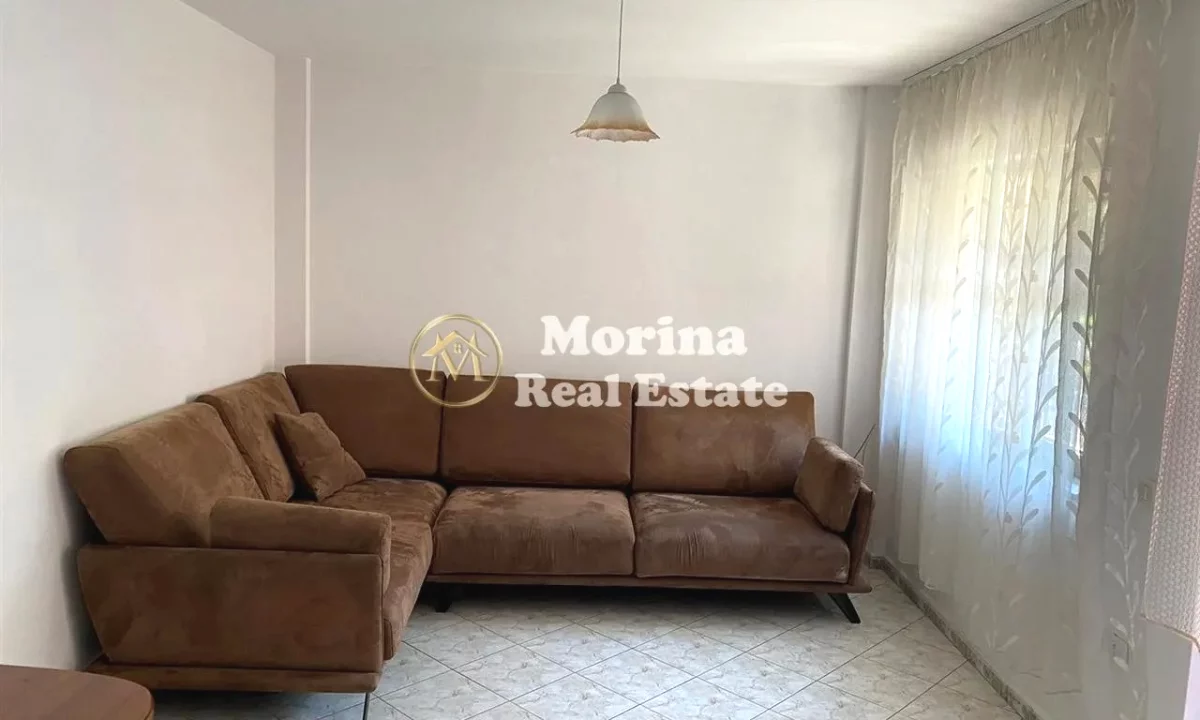 Shtepi me qera Apartament ne Tirane, 3+1, Mobilimi E mobiluar, Pagesa 450  Euro.