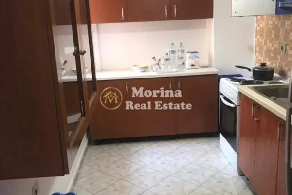 Shtepi me qera Apartament ne Tirane, 3+1, Mobilimi E mobiluar, Pagesa 450  Euro.