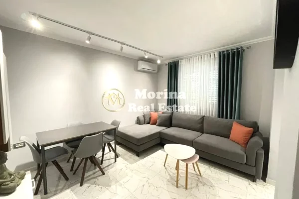 Appartamento in vendita a Tirana 1+1, Arredato