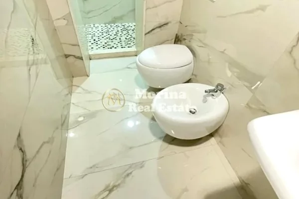 Appartamento in vendita a Tirana 1+1, Arredato