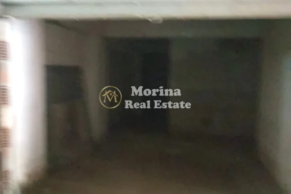 Business Property in Sale 4+1 in Tirana - 20,000 Euro