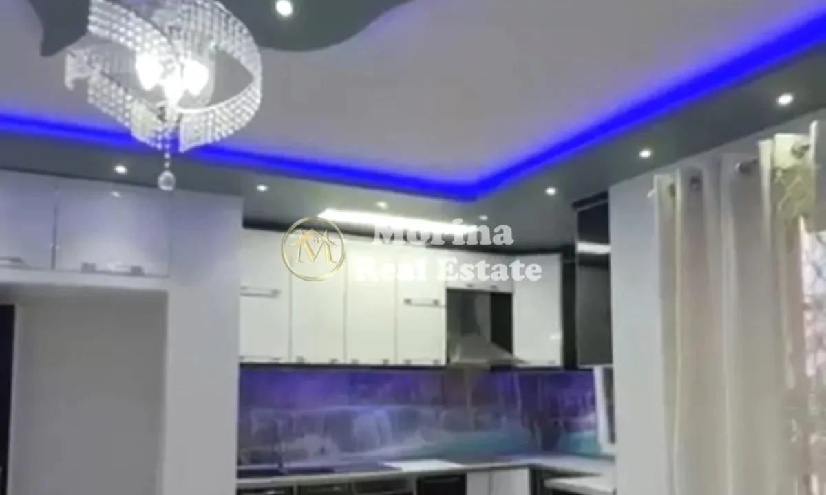 Shtepi ne shitje Apartament ne Tirane, 2+1, Mobilimi Pjeserisht e mobiluar, Pagesa 135,000  Euro.