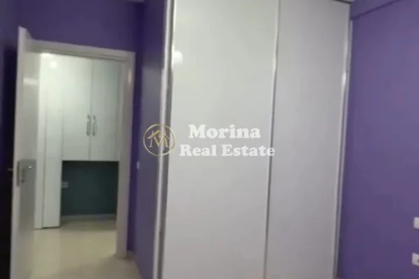 Shtepi ne shitje Apartament ne Tirane, 2+1, Mobilimi Pjeserisht e mobiluar, Pagesa 135,000  Euro.